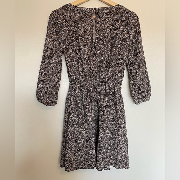 Cooperative long sleeve sunflower dress - Picture 3 of 5